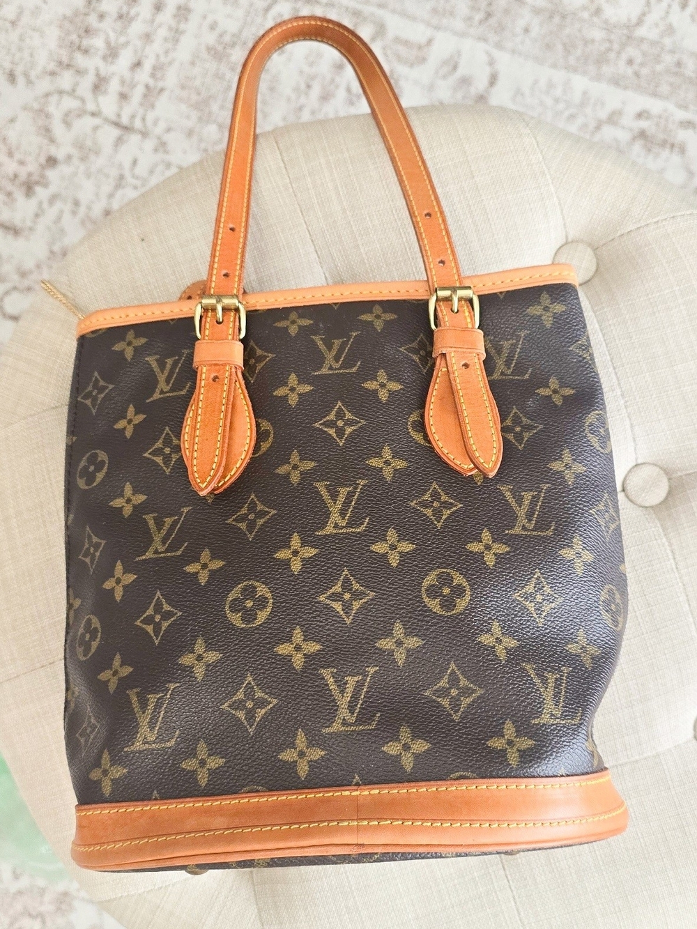 Louis Vuitton Monogram Canvas Bucket Tote with Vachetta Trim - Picture 11 of 17